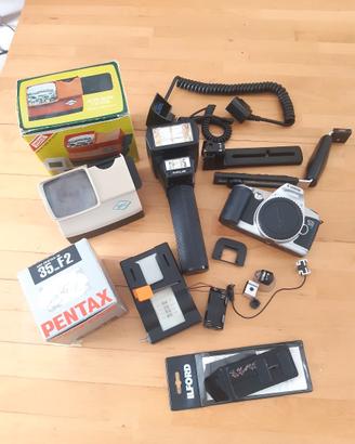 CANON EOS 500N + MATERIALE PELLICOLA STOCK+FLASH
