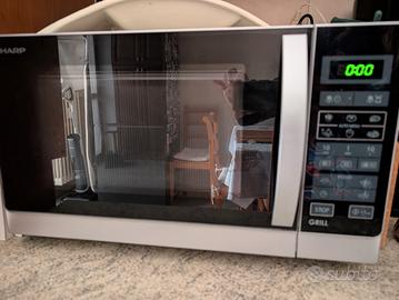 Forno a Microonde Sharp 28L – 900W Microonde, 1100