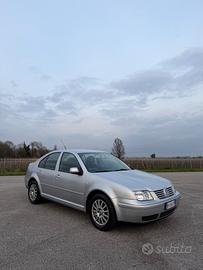 Volkswagen Bora 1.6 16V cat Trendline