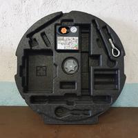 Supporto kit gonfiaggio Nissan Qashqai