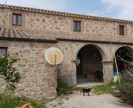 Casa tipica campidane con loggiato