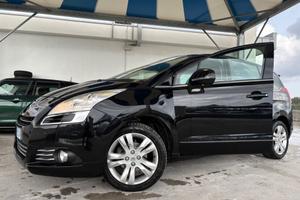 Peugeot 5008 1.6 HDi 110CV Féline