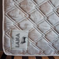 letto singolo con materasso