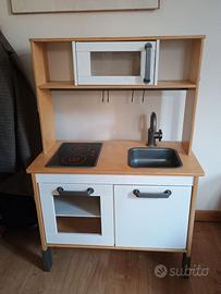 Cucina Ikea per bambini