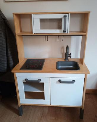 Cucina Ikea per bambini