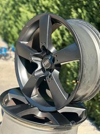 Cerchi 18 Audi modello Rotor pari a nuovi