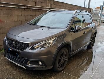 Peugeot 2008 1.5 bluehdi eat6  120cv automatica 