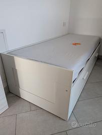 BRIMNES Letto divano più 2 materassi