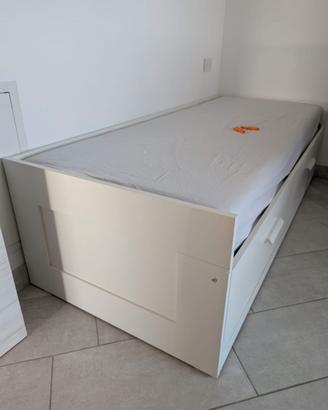 BRIMNES Letto divano più 2 materassi