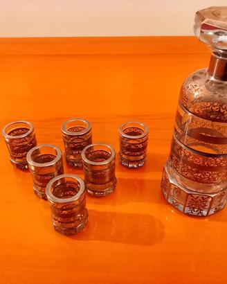 Set bottiglia e bicchieri per amari/distillati