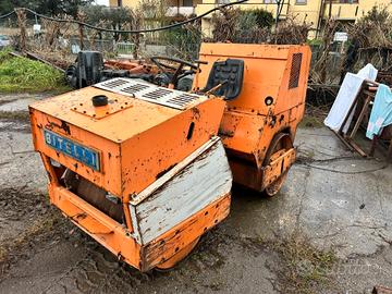 Rullo compattatore usato Bitelli
