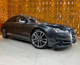 Audi S8 4.0 V8tfsi Plus quattro605cv carboceramici