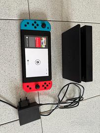 Nintendo Switch V1 – docking station inclusa
