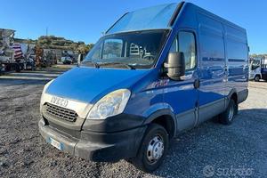 Iveco Daily 35C13 Furgone Tetto Medio Gemellato Ar