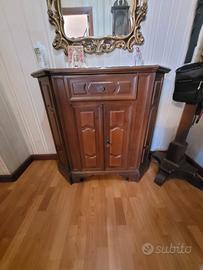 Mobile ingresso arte povera