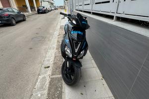 Scooter aprilia sr
