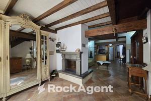 FABBRICATO TERRA-TETTO A DESTINAZIONE RESIDENZIALE