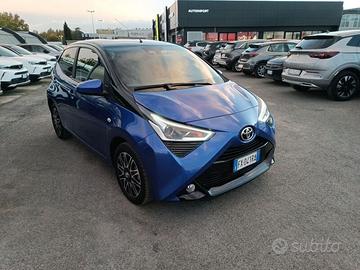 Toyota Aygo 1.0 VVT-i 72 CV 5 porte x-cool