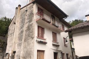Carnia Treppo Carnico Casa con Stavolo e Terreni