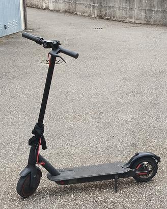 Monopattino elettrico 