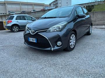 Toyota Yaris 1.4 D-4D 5 porte Lounge