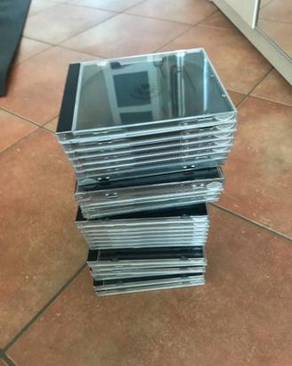 n° 25 Custodie CD rigide