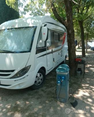 Camper motorom