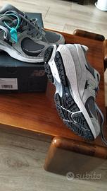 Scarpe  New balance.