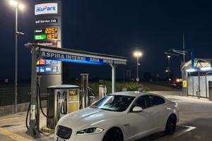 JAGUAR XF 2.2d LE 163cv Auto