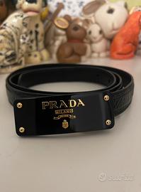 Cintura PRADA originale nera con placca logo