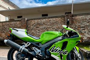 Kawasaki Ninja ZX-7r