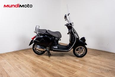 VESPA GTV 300 VIA MONTENAPOLEONE - 2012