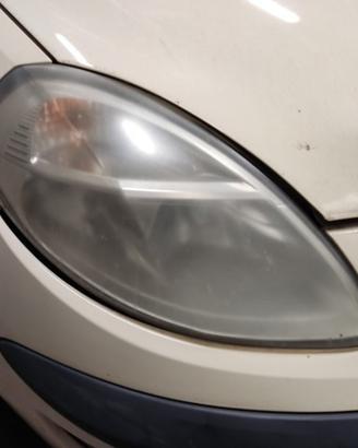 Proiettore destro LANCIA YPSILON del 2006