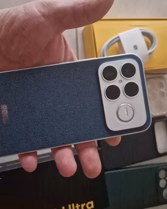 poco f8 ultra nuovo top di gamma accetto iphone