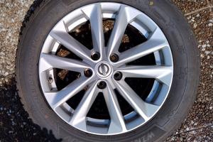 Cerchi Nissan Qashqai R17 + gomme invernali