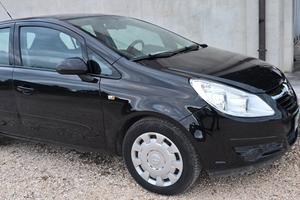 Opel Corsa 1.2 5 porte Club