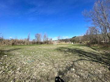 TER. RESIDENZIALE A MONTECALVO IN FOGLIA
