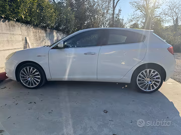 Alfa Romeo Giulietta 1.6 jtdm distinctive
