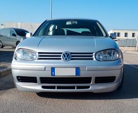 VOLKSWAGEN Golf 4 Highline - 1.6 benzina