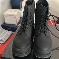 Stivaletto uomo Guess