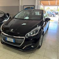 Peugeot 208 PureTech GPL 82 cv Allure NAVIGATORE-R