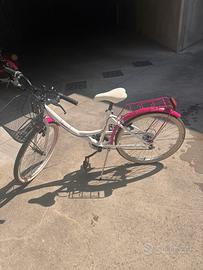 Bicicletta da donna 24” bianca e rosa – 6 marce