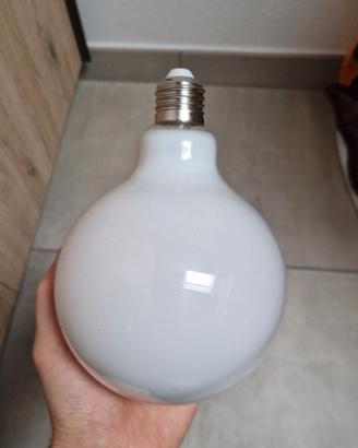 Lampadina a led Globo Osram 