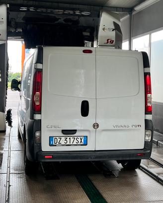 Furgone (km solo autostrada) opel vivaro