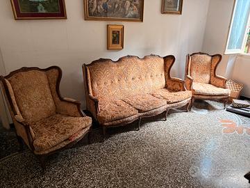 Divano classico con 2 poltrone coordinate
