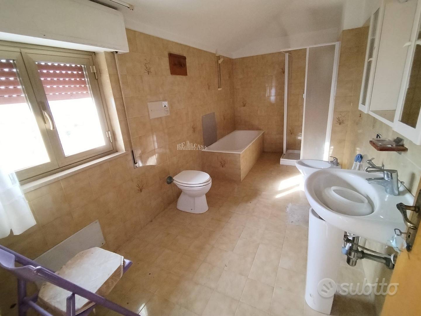Apartment in TE, Teramo - Altro
