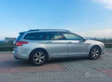 Citroen C5 tourer 2,0  16v  hdi  6marce