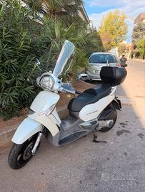 Aprilia Scarabeo 300s