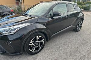 Toyota C-HR 1.8 Hybrid Trend e-CVT (72 kW/ 122 CV)