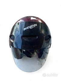 Casco jet Nolan bordeaux/nero con visiera